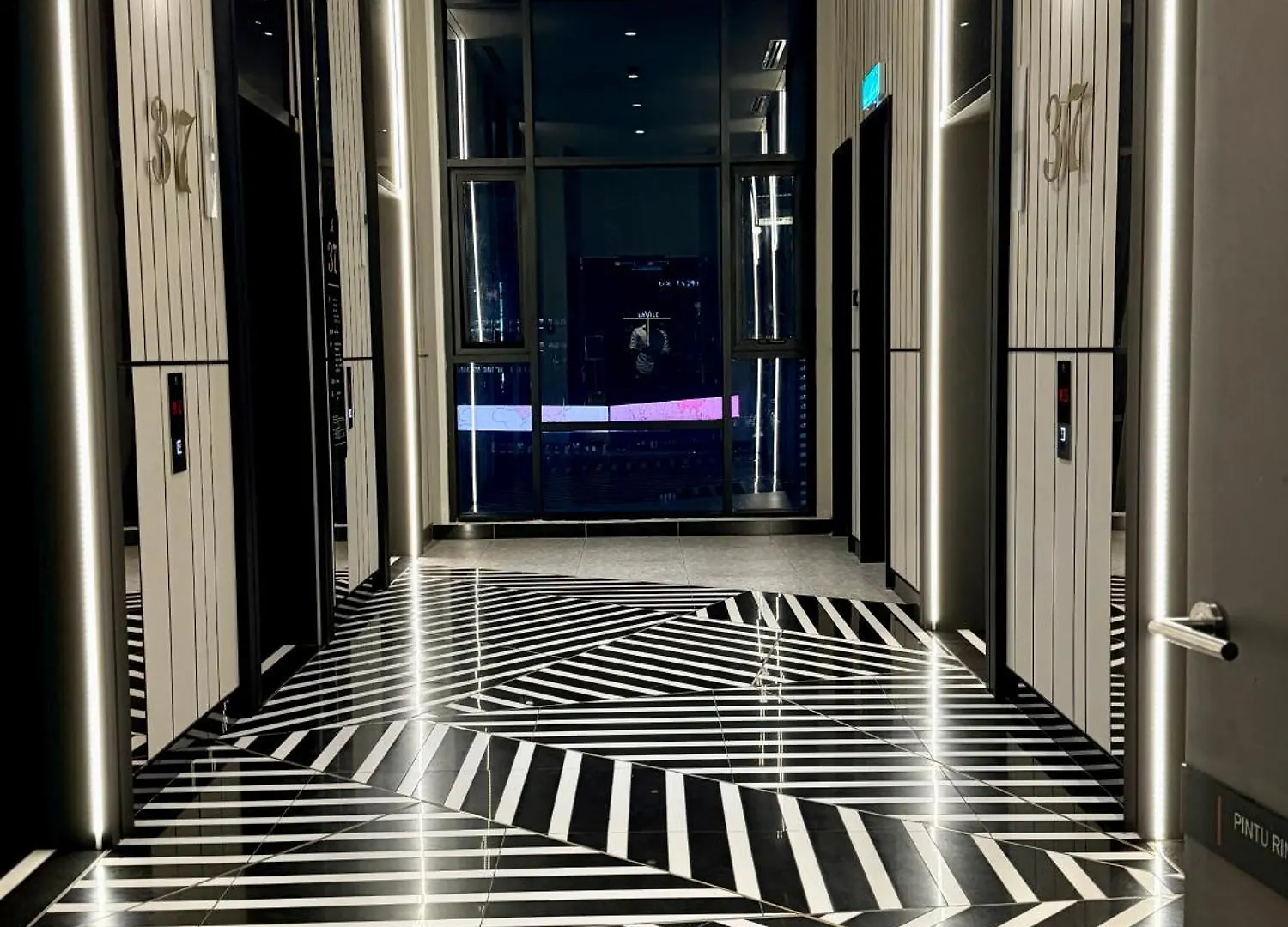 Maxx Royal Axon Bukit Bintang Apartment Kuala Lumpur Malaysia